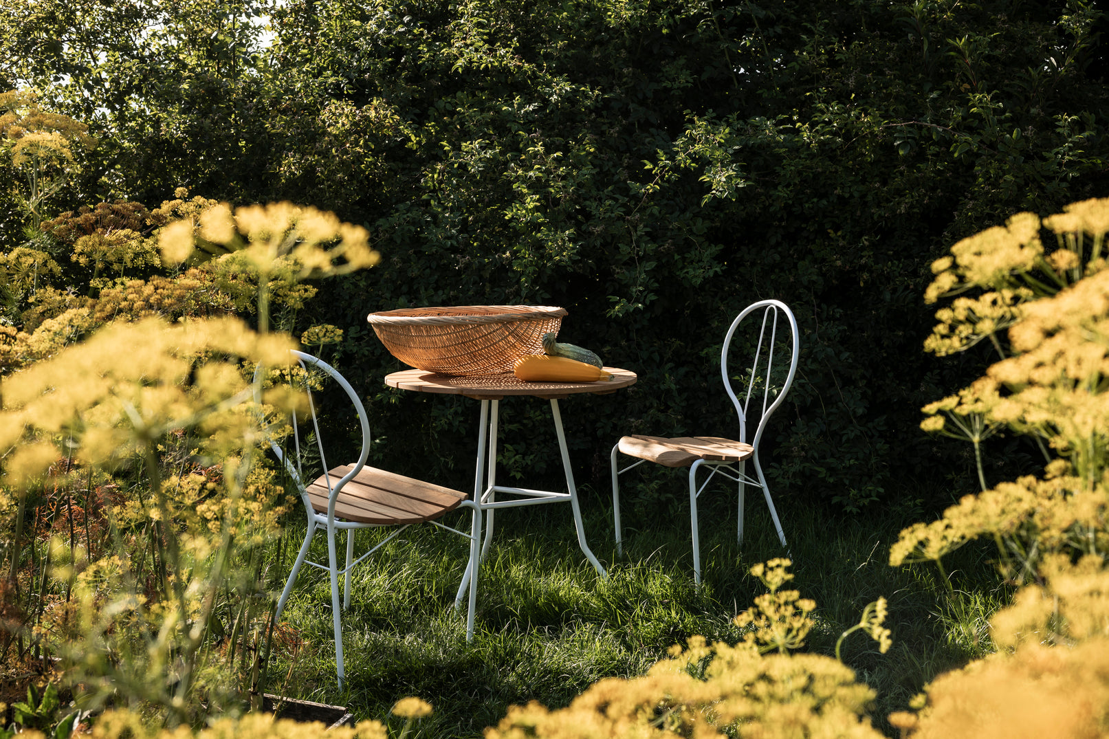 Pia Table