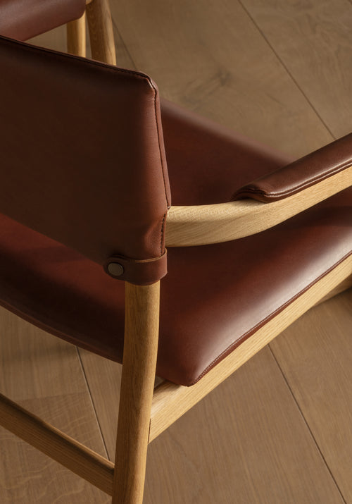 Vyn Easy Chair