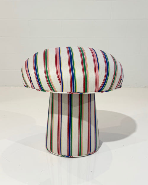 The Forsyth Mushroom Pouf in Chiarastella Cattana in Raso 121 Riga Gea