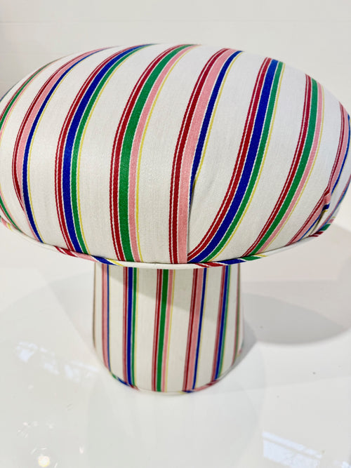 The Forsyth Mushroom Pouf in Chiarastella Cattana in Raso 121 Riga Gea