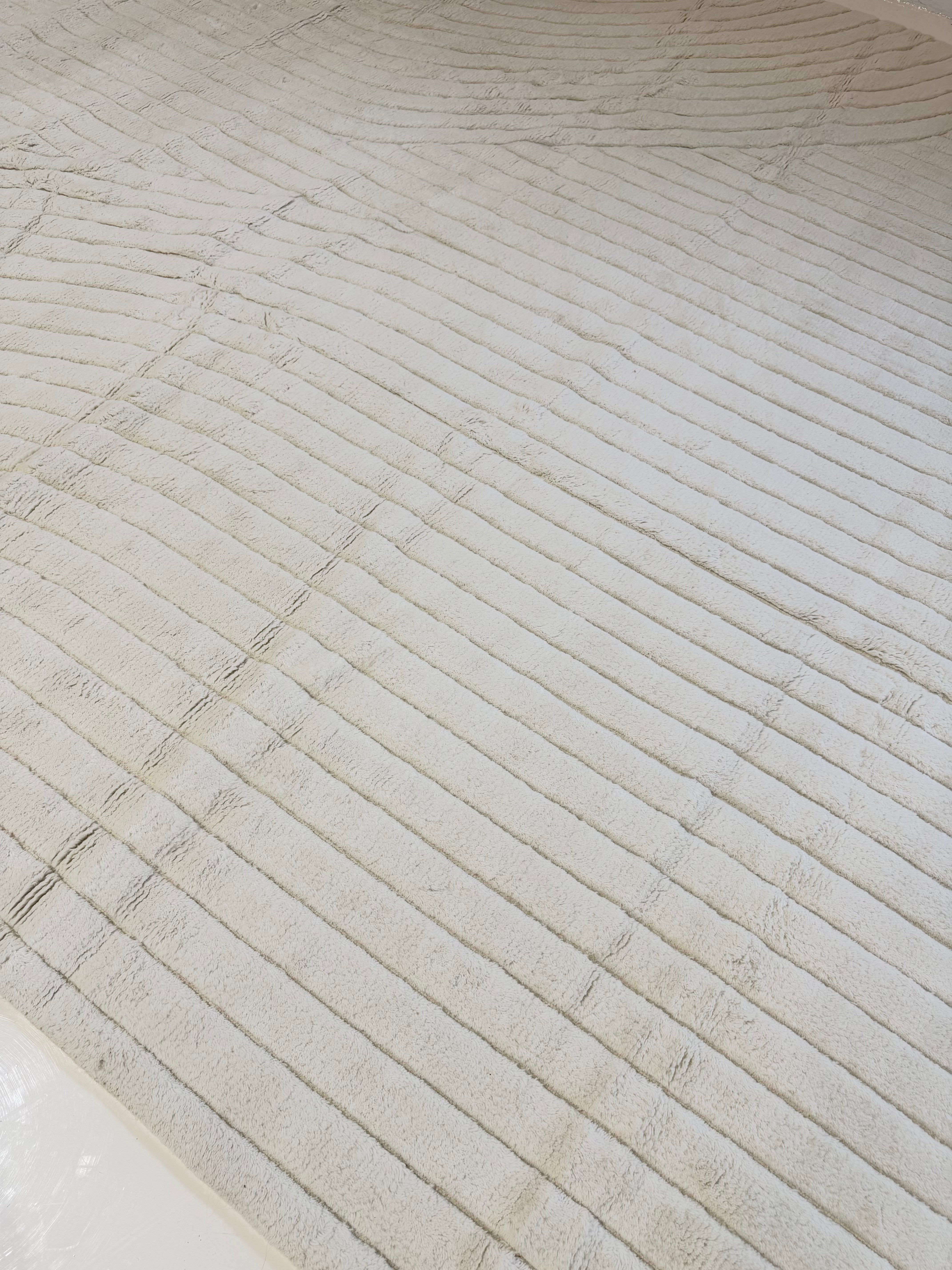 New Zealand Wool Rug - 12 x 15 Feet