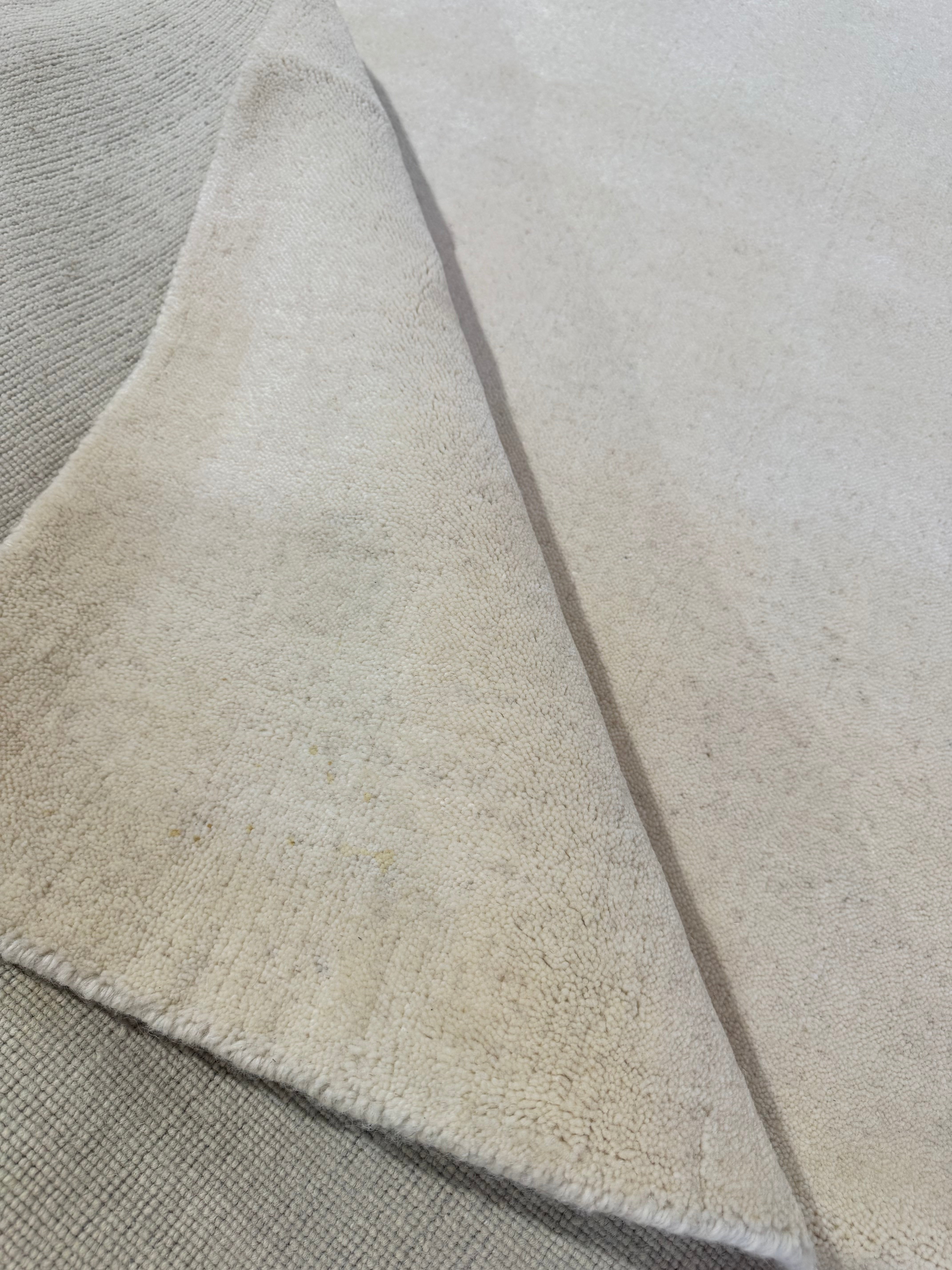 Wool Rug - 8 x 10 Feet