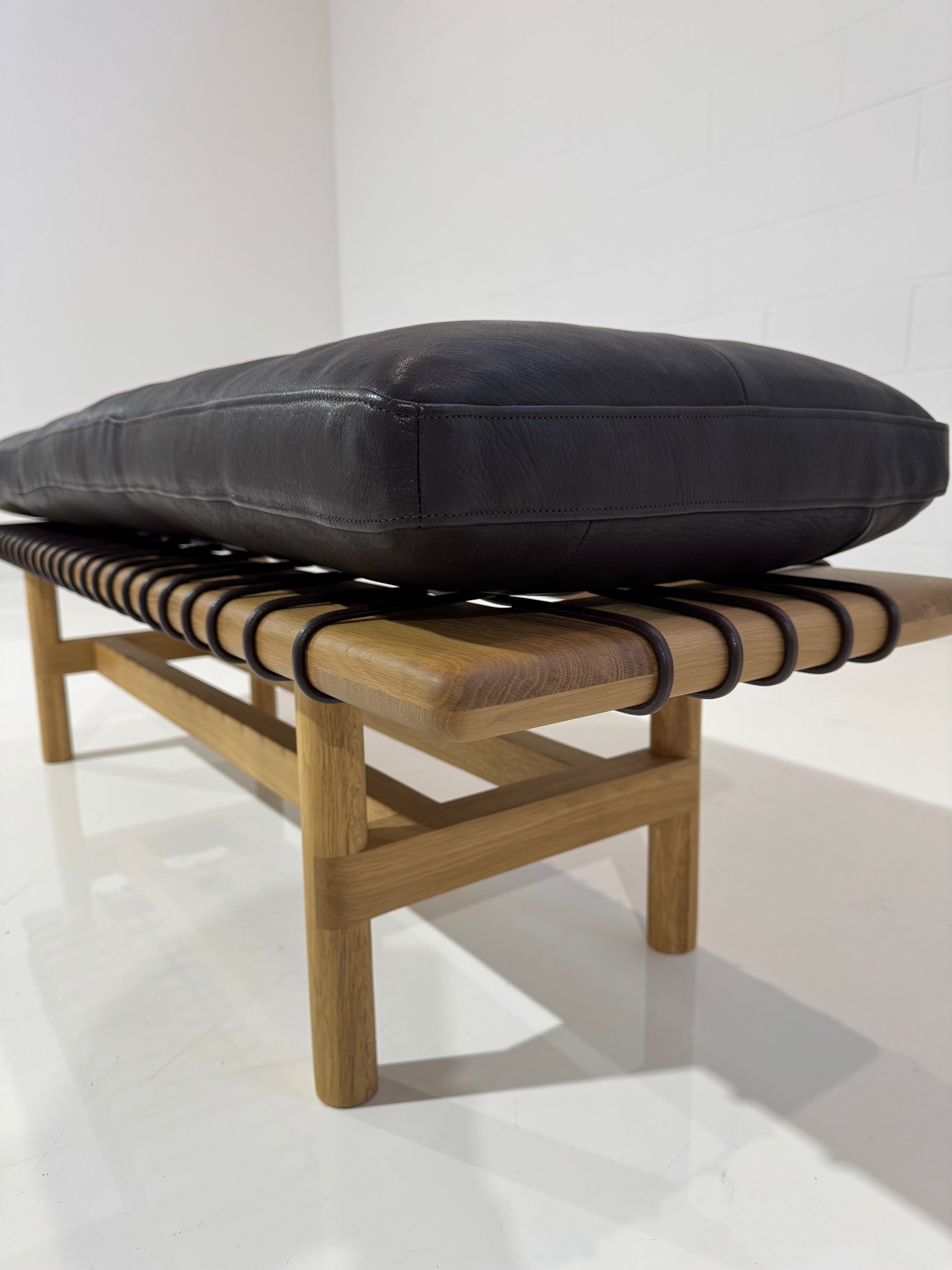 Mini Mesa Daybed in Deer Suede Leather