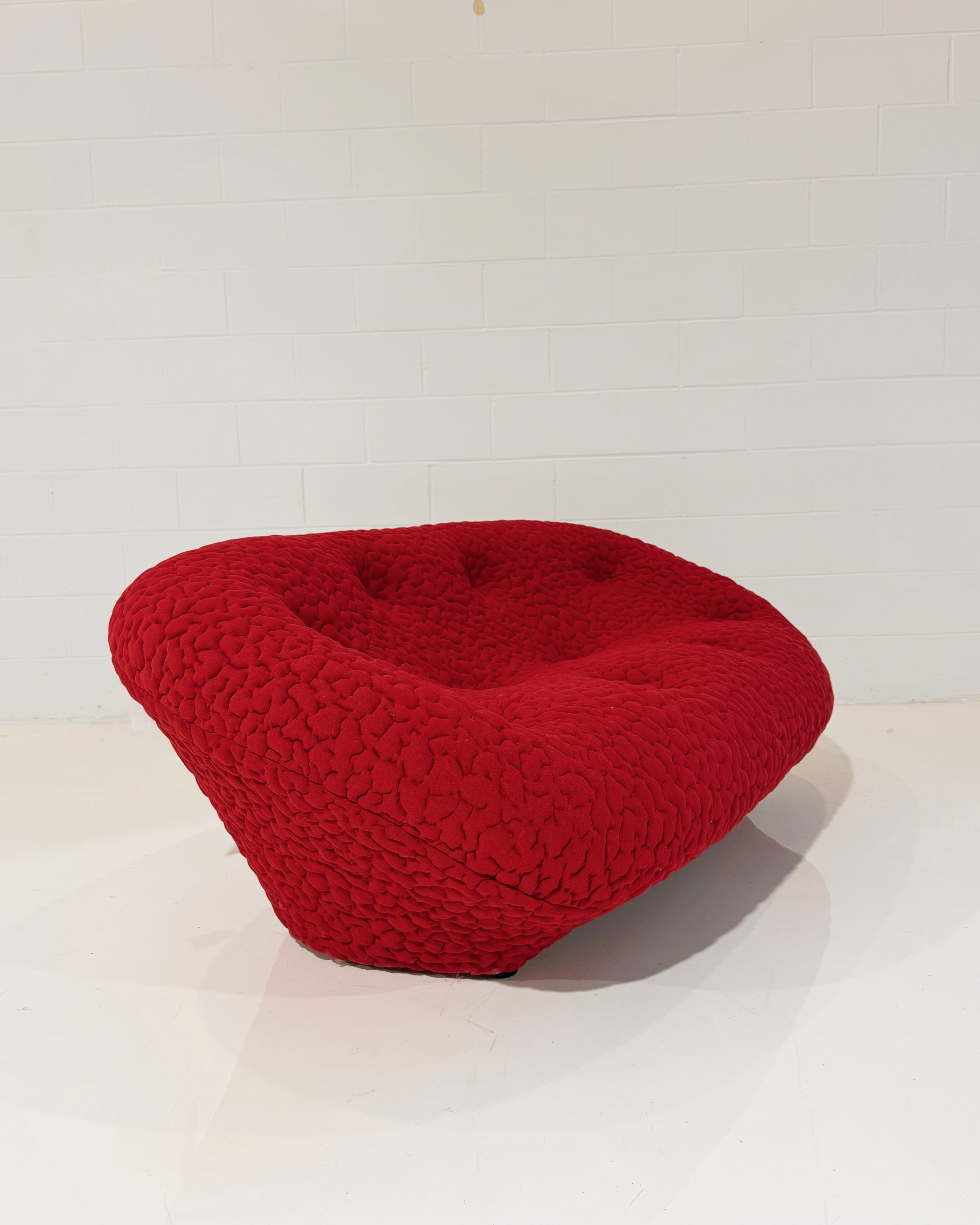 Ploum Sofa in Moby - FORSYTH