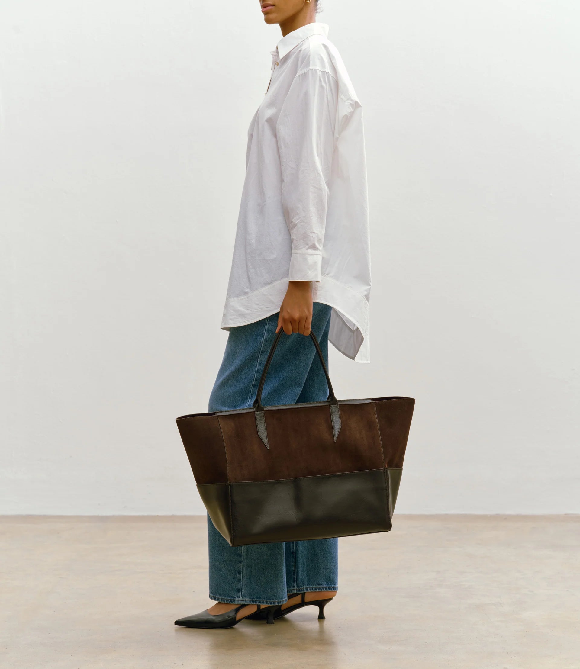 Incognito 42 Bag, Elvis Cacao with Suede Chocolate