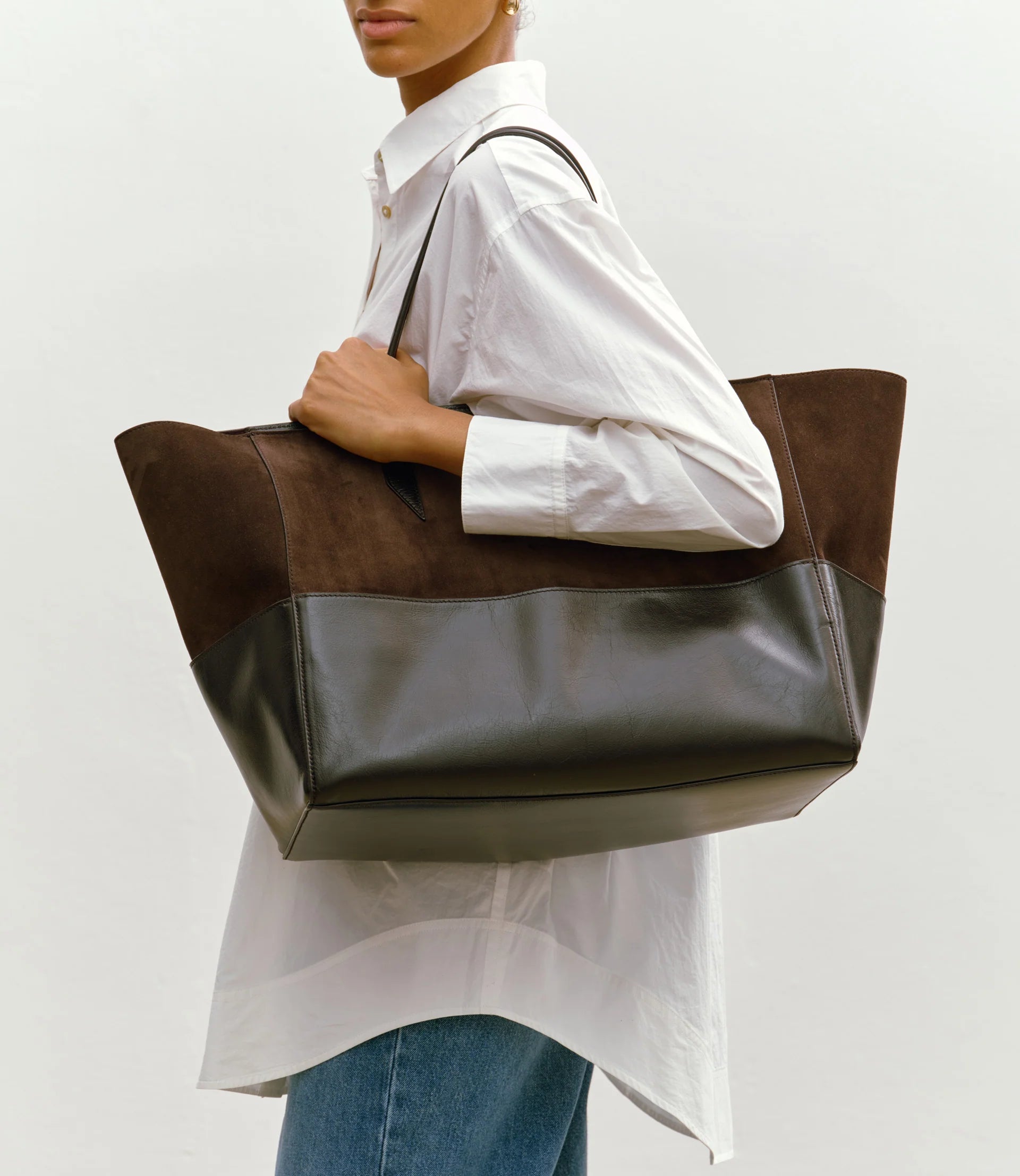 Incognito 42 Bag, Elvis Cacao with Suede Chocolate