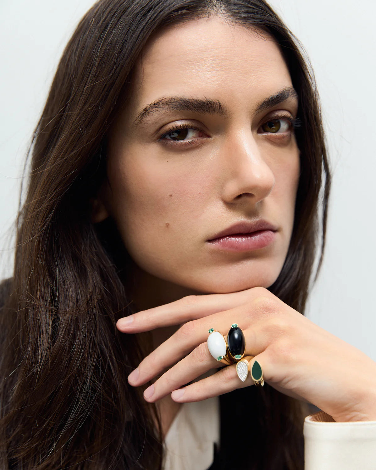 Oval White Agate and Emerald Signet Ring