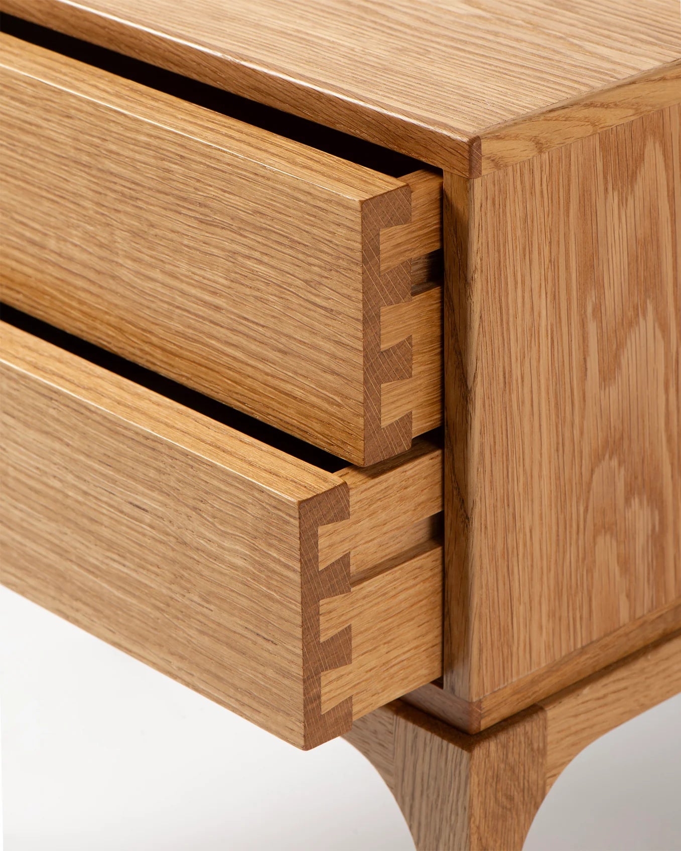Entre Bedside Table | Oak