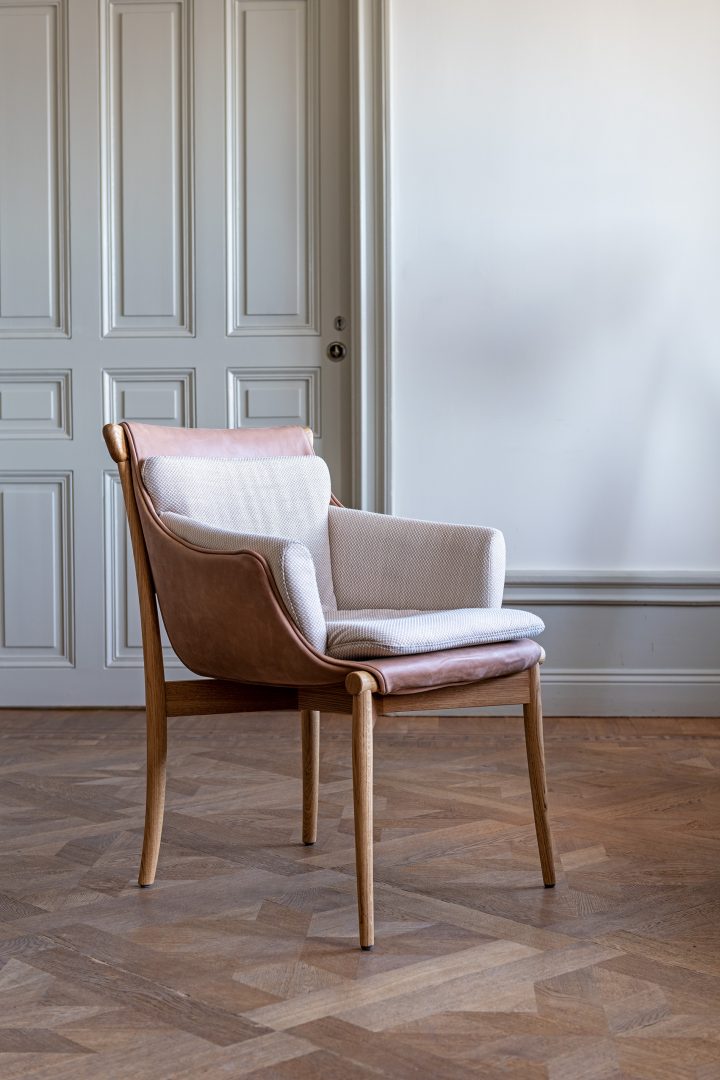 Viva Armchair