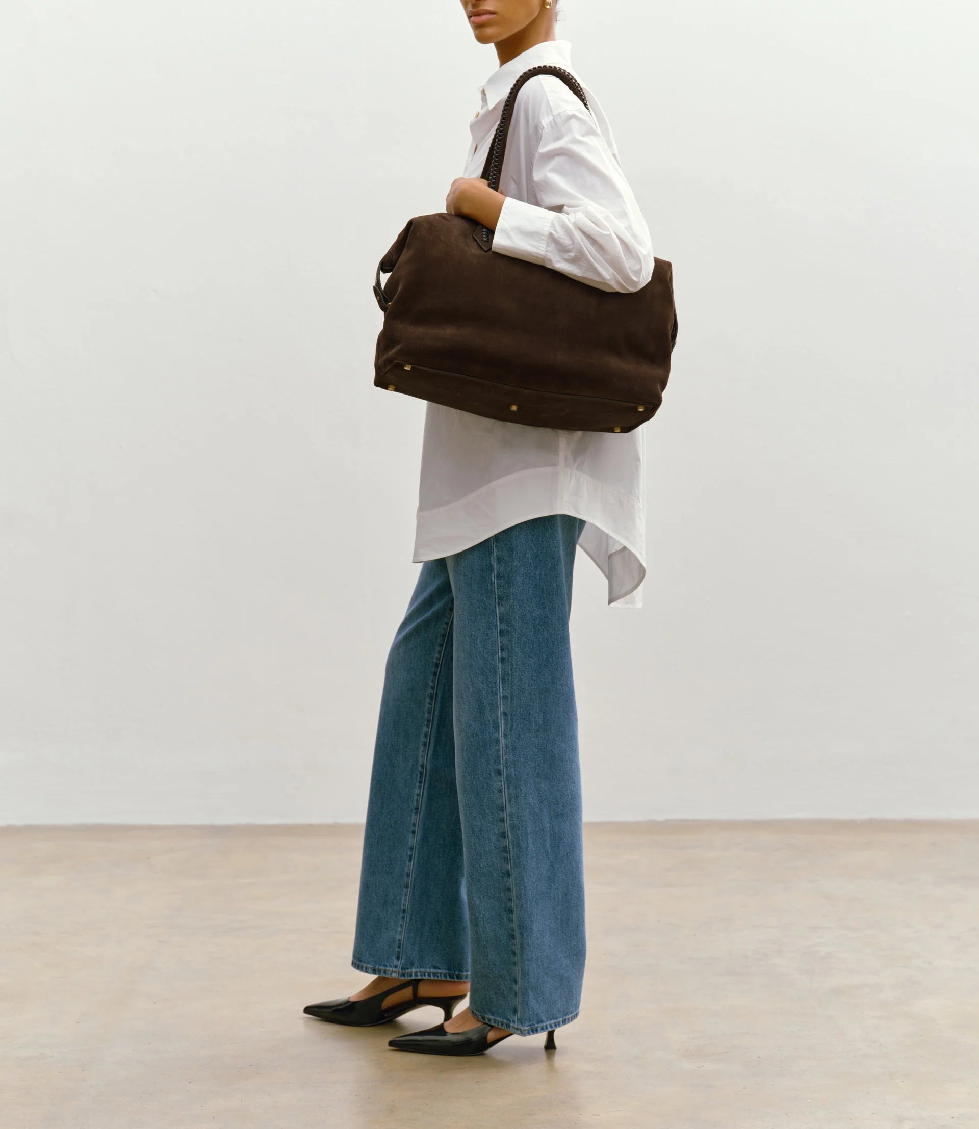 Vérité All Day in Suede Chocolate and Black