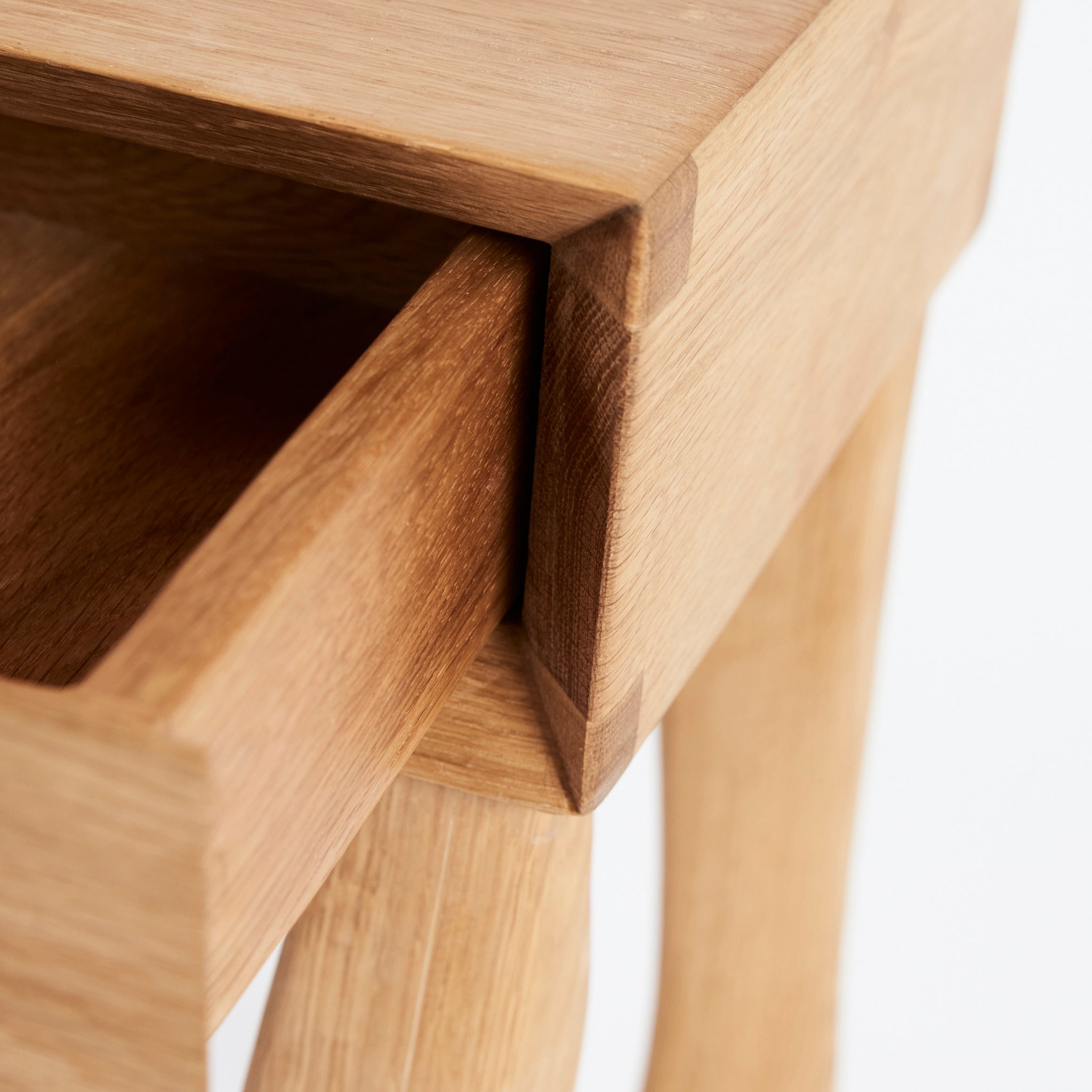 Foot Side Table in Oak