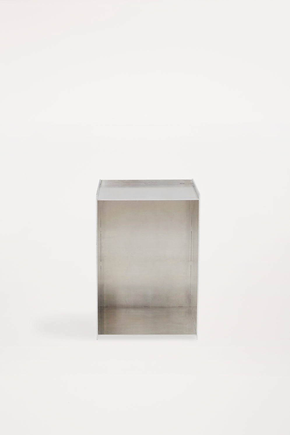 Rivet Box Table | Aluminum