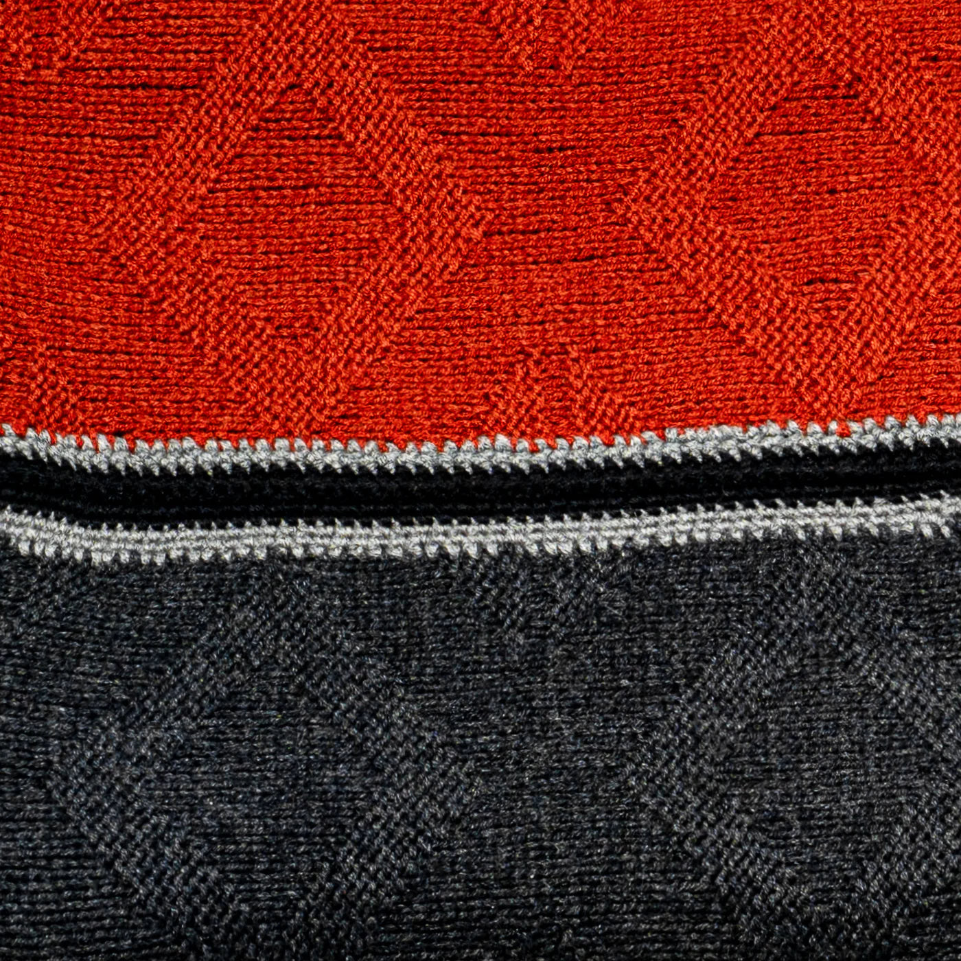 The Bande Handknit Cashmere Throw