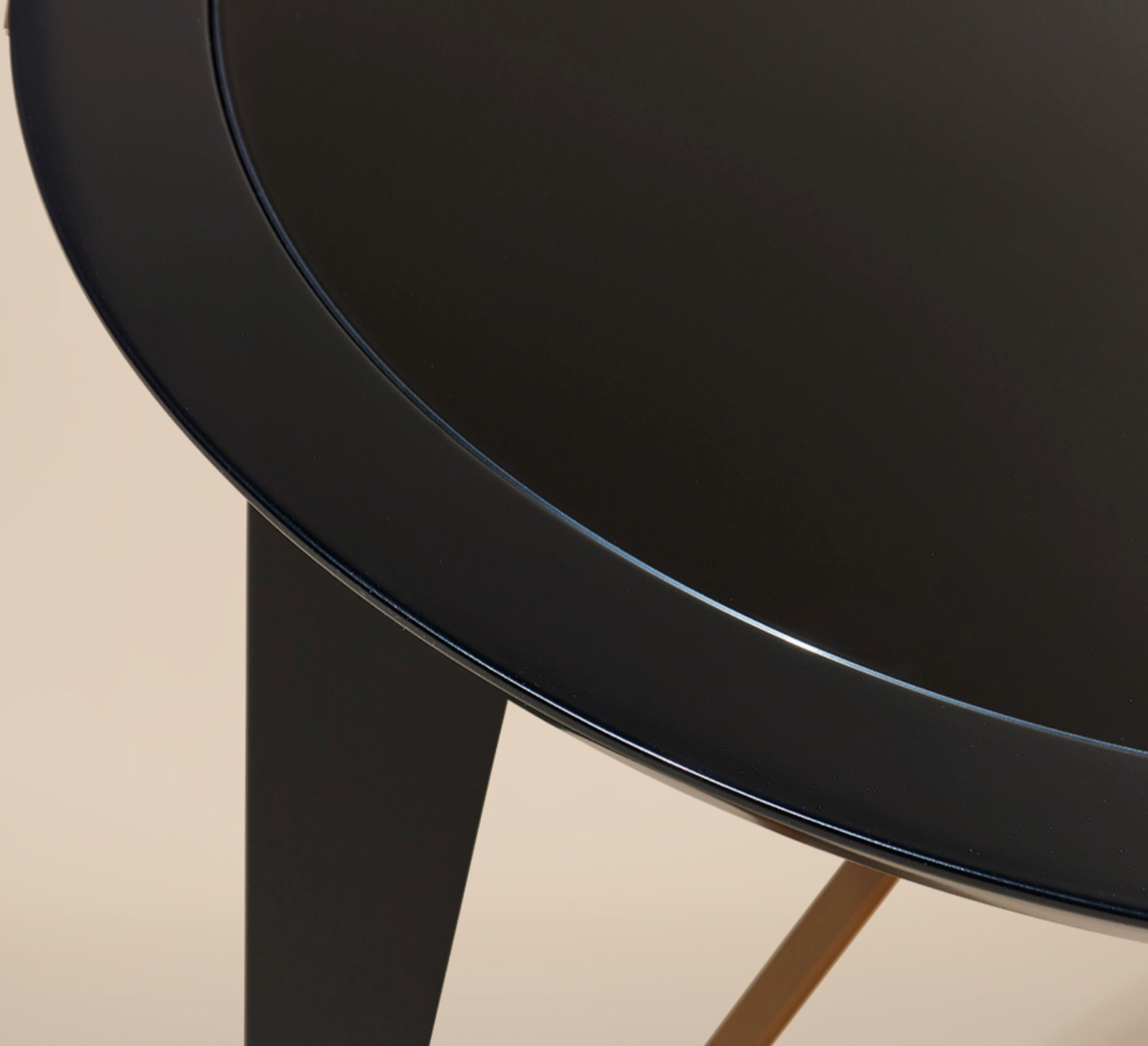 Jaques Side Table