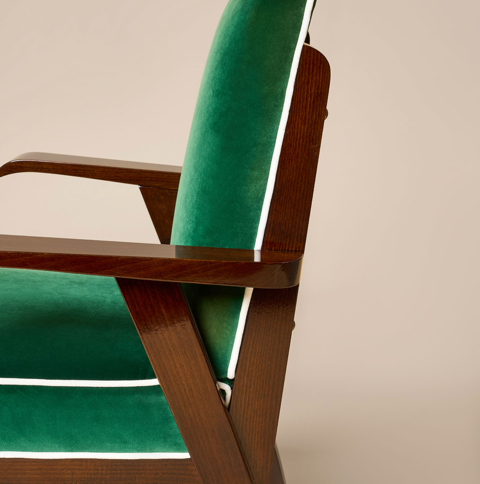 Chris Armchair - Velvet