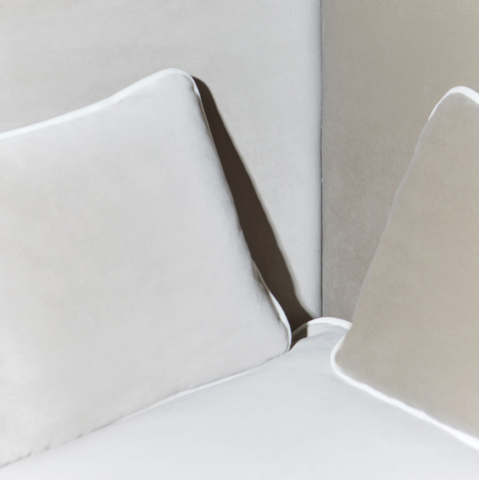 Beverly Sofa - Corner