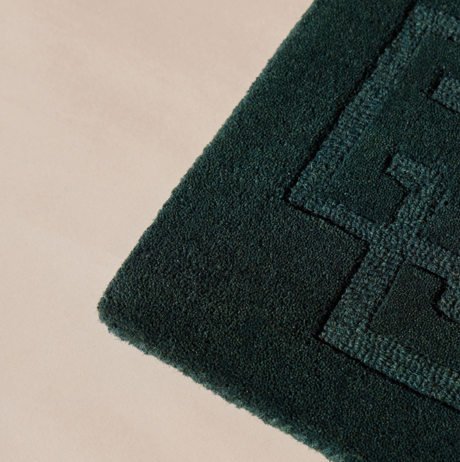 Logo Medium Mono Rug