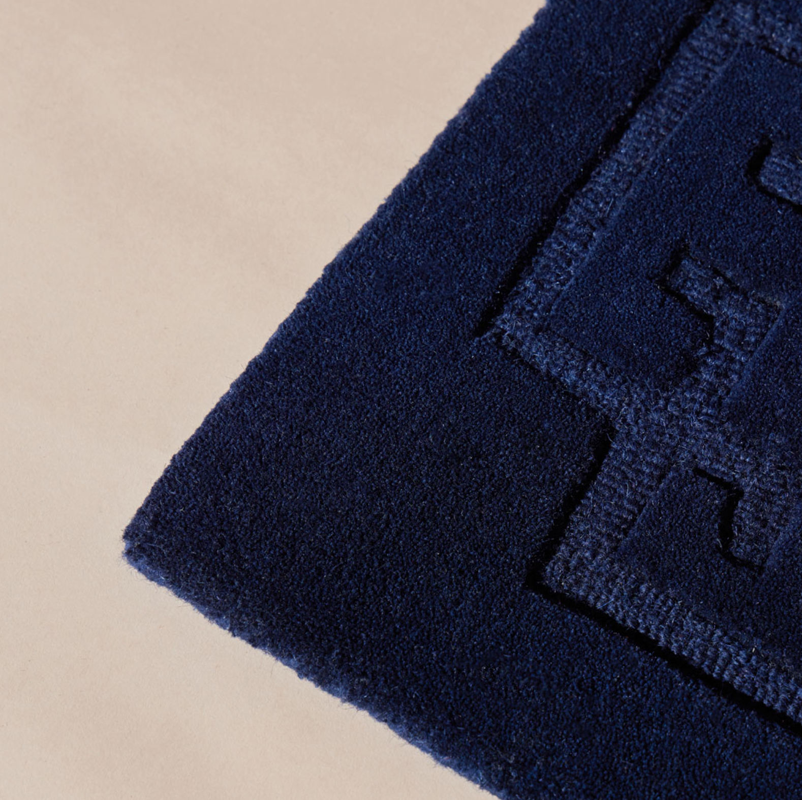 Logo Medium Mono Rug