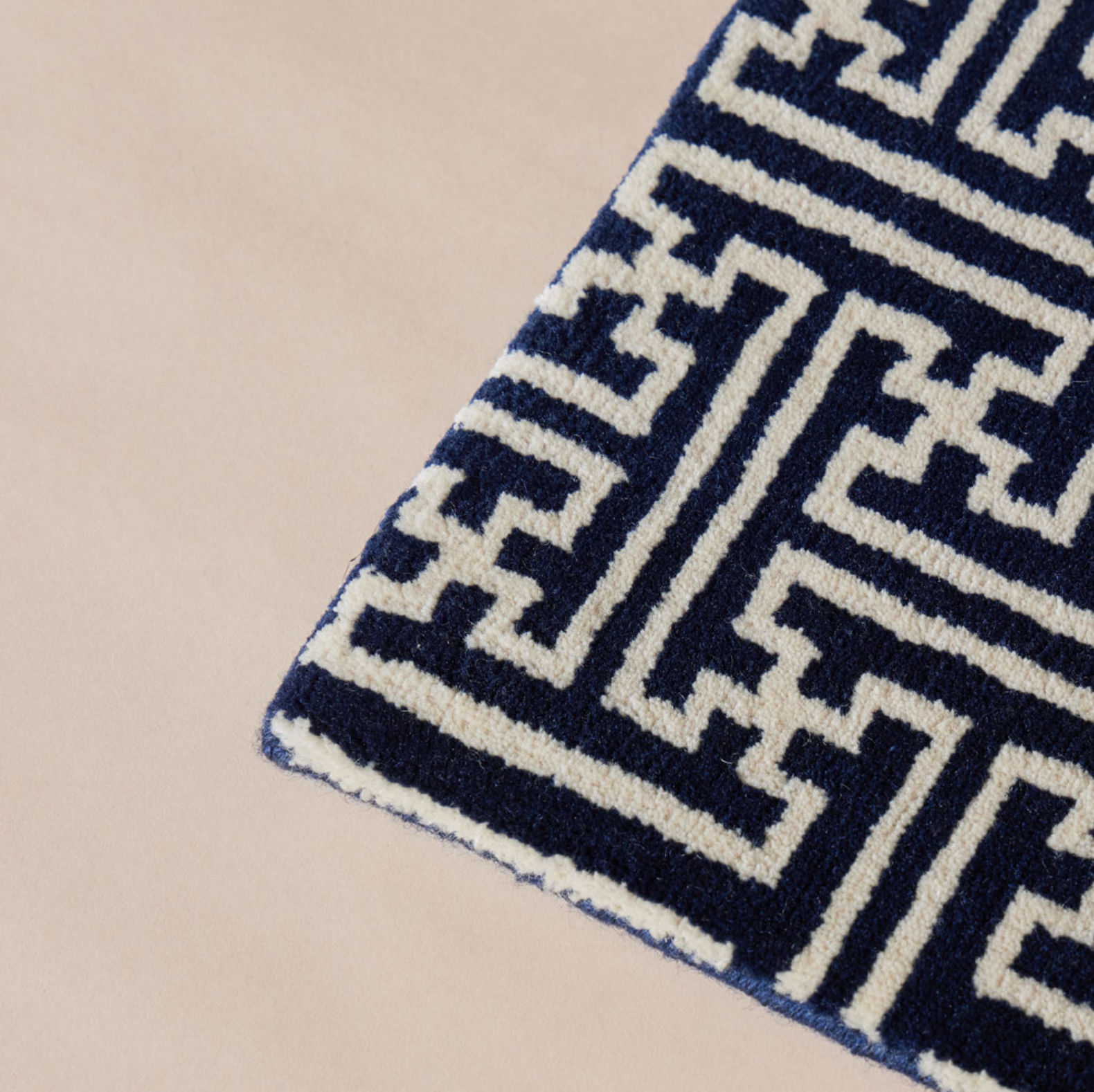 Greca Sottile Rug