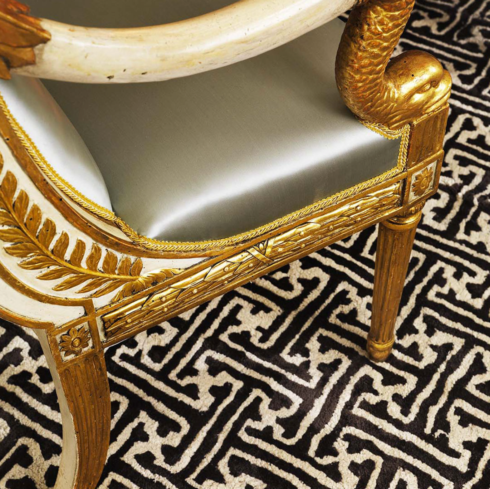 Greca Sottile Rug