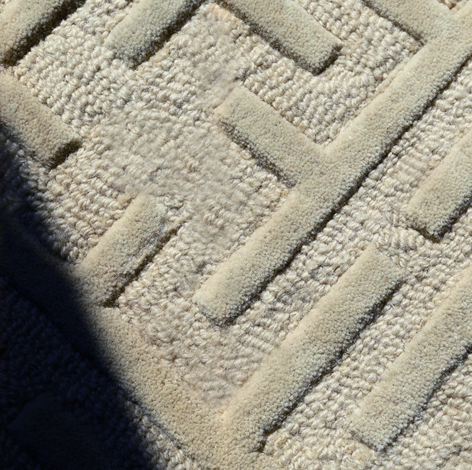 Greca Mono Rug