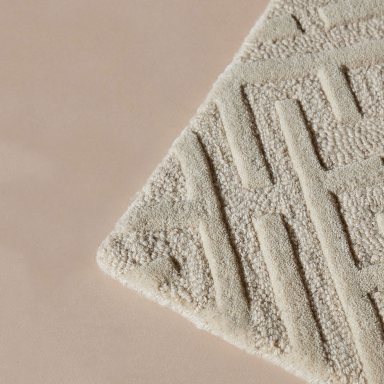 Greca Mono Rug