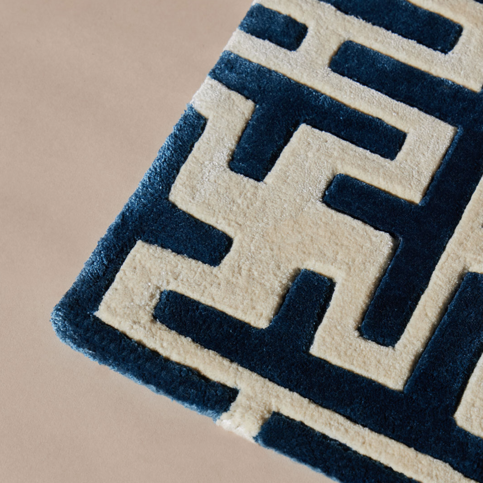 Greca Grande Rug
