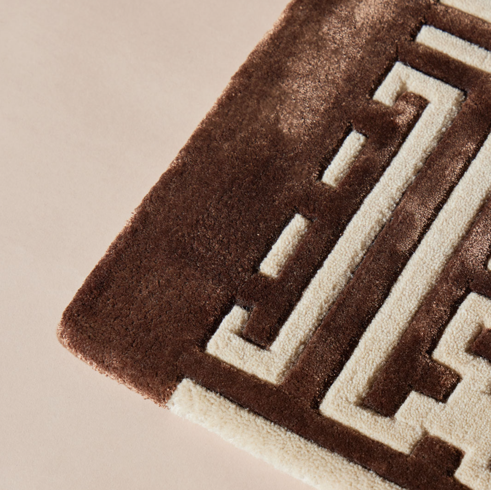 Greca Rug