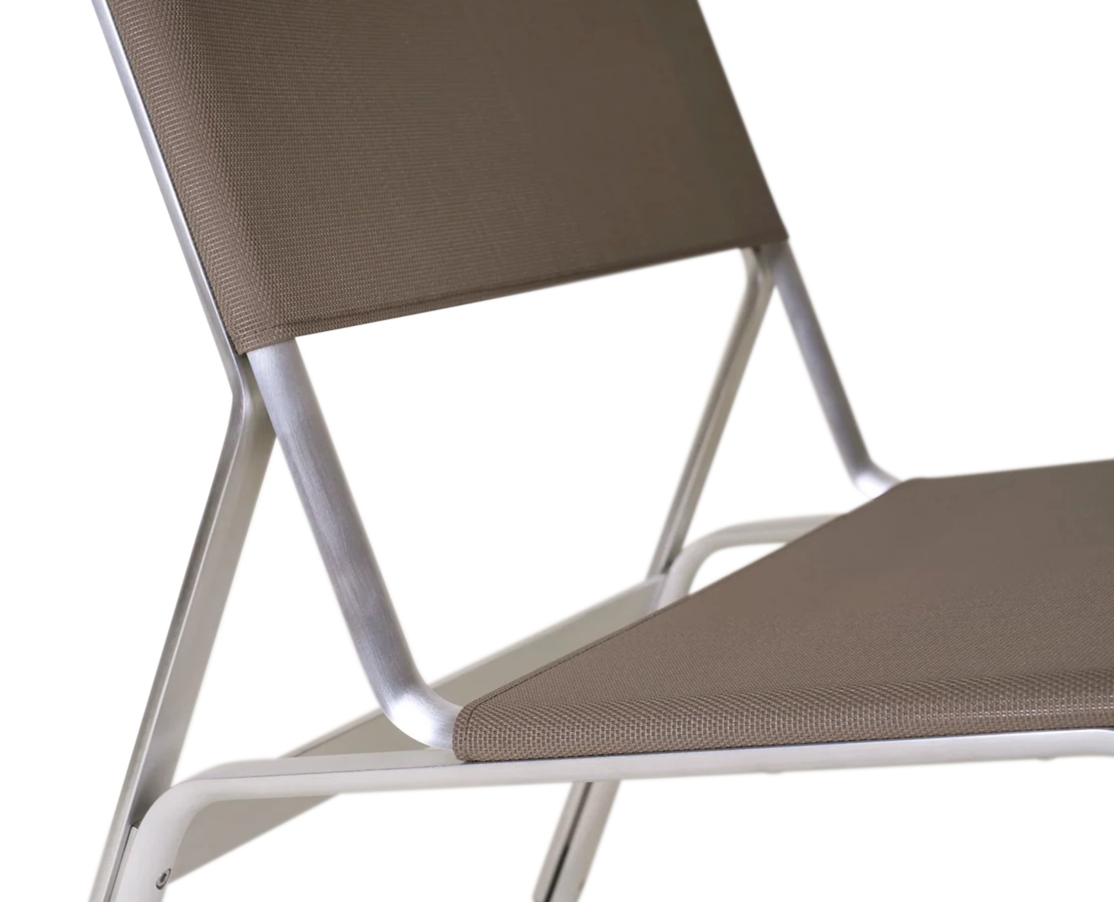 Union Easy Chair | Mesh