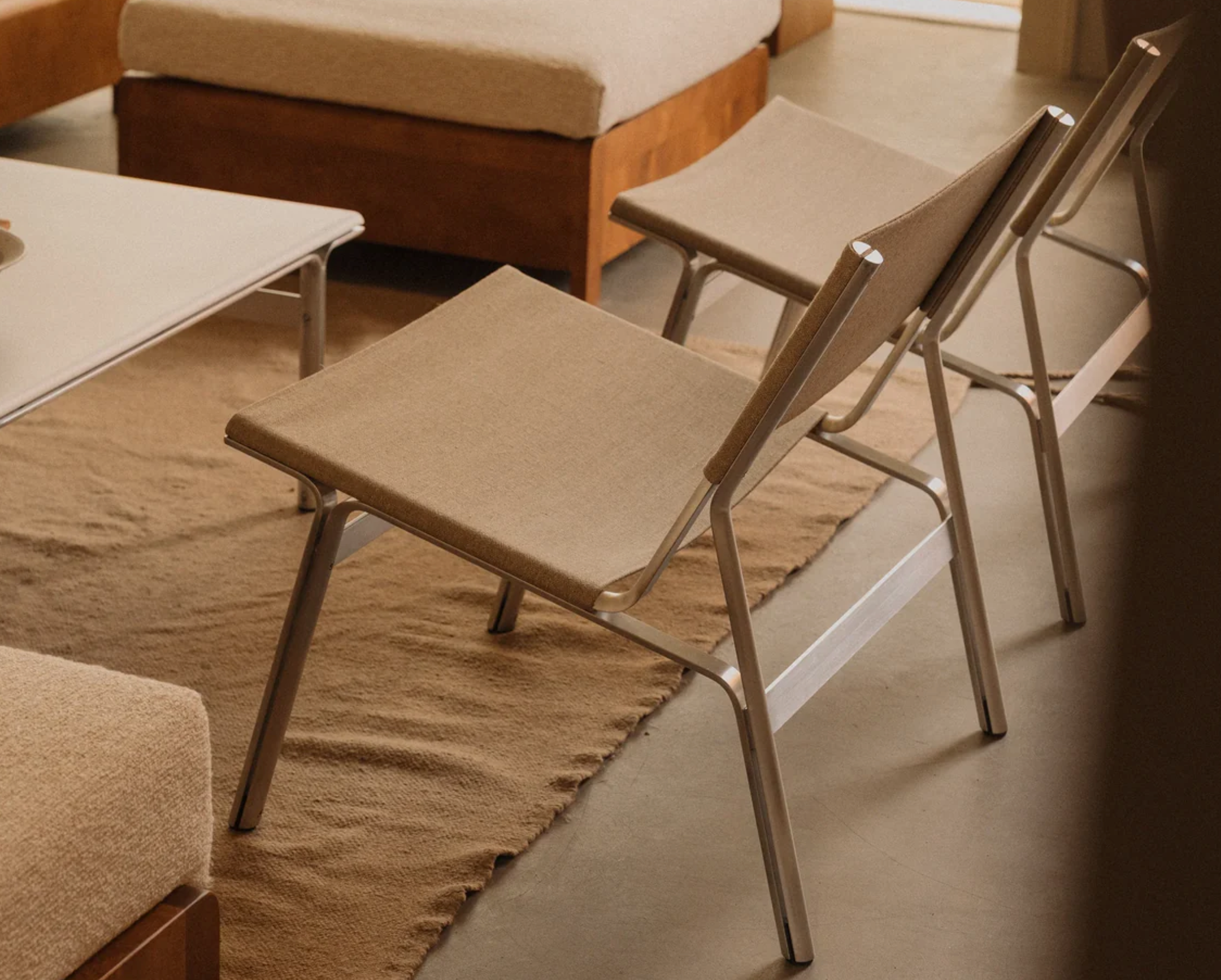 Union Easy Chair | Linen