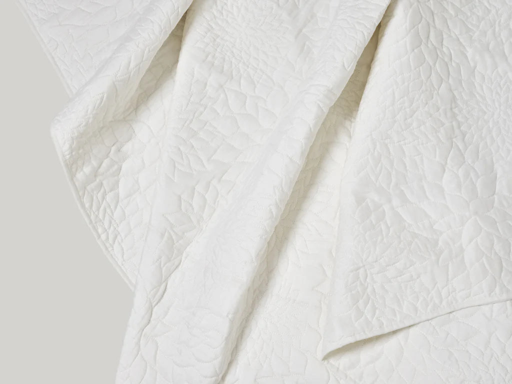 Shunya Tuberose Quilt