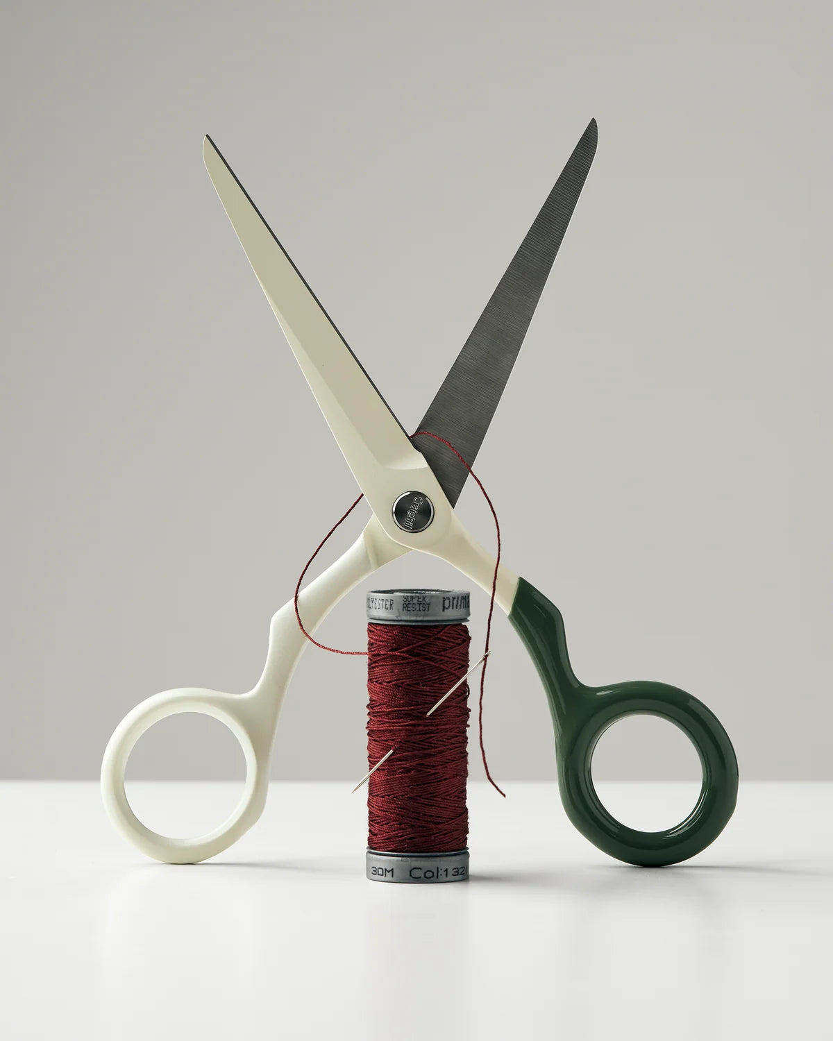 Spectra Scissors | Cream + Forest Green