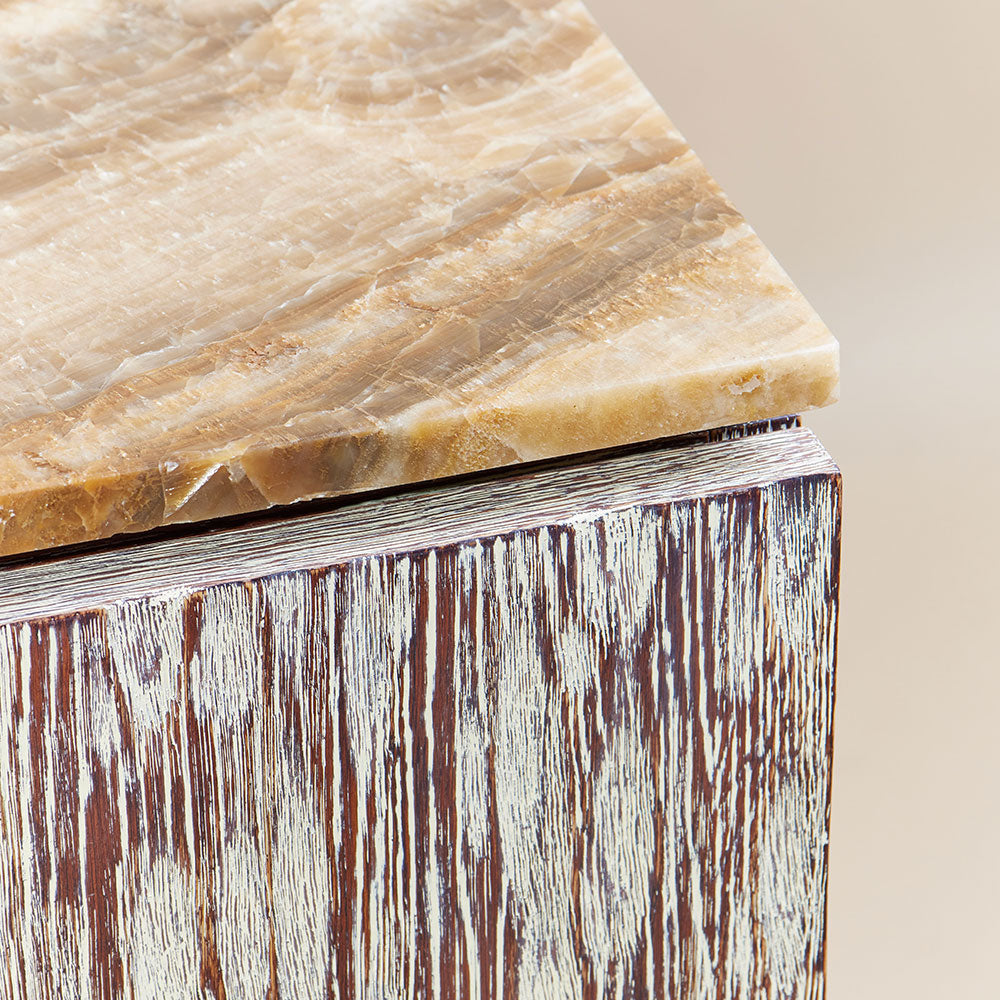 Max Sideboard
