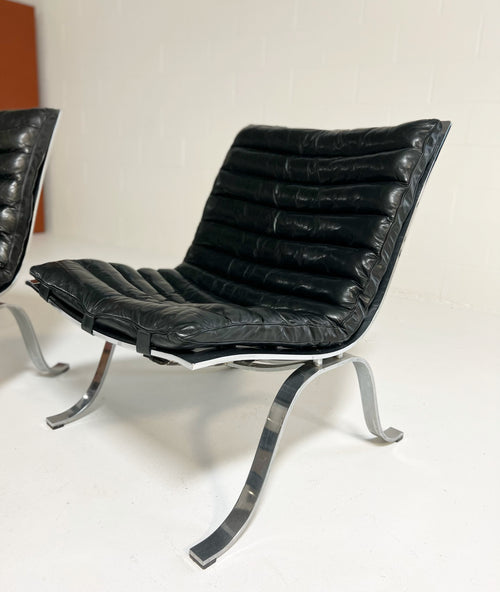 Ariet Lounge Chairs, Pair