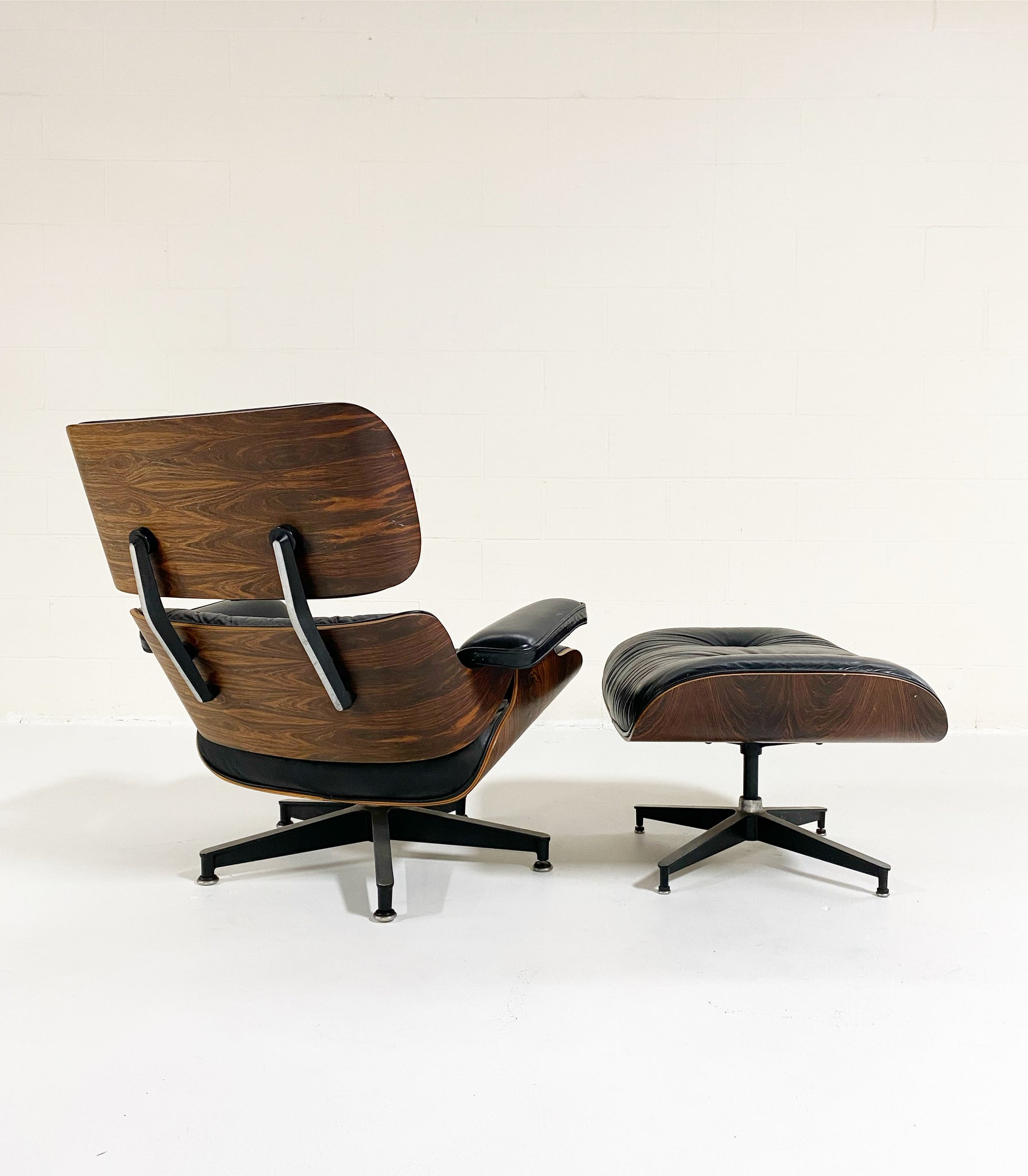 670 Lounge Chair and 671 Ottoman