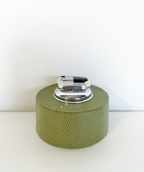The Round Table Lighter in Lizard - Lime