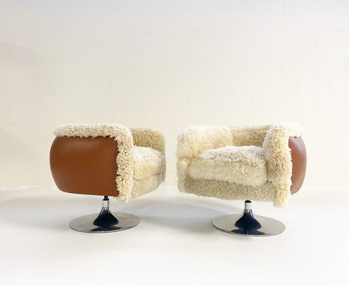 Swivel Lounge Chairs in California Sheepskin and Loro Piana Leather, pair - FORSYTH