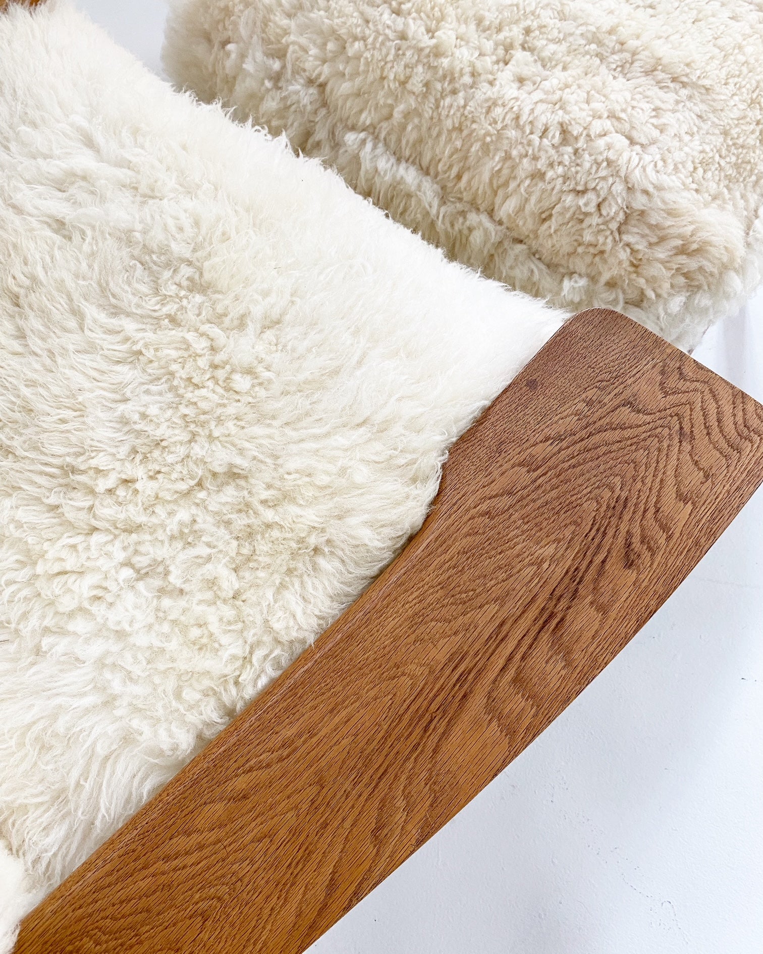 Model GE 375 Paddle Chair and Ottoman in California Sheepskin