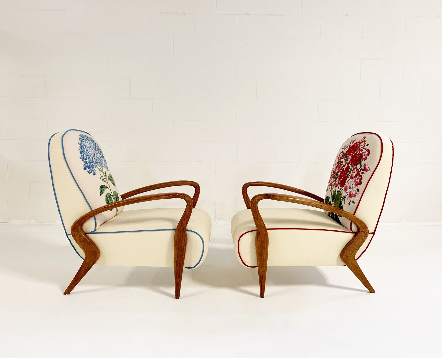 Italian Oakwood Chairs, pair - FORSYTH