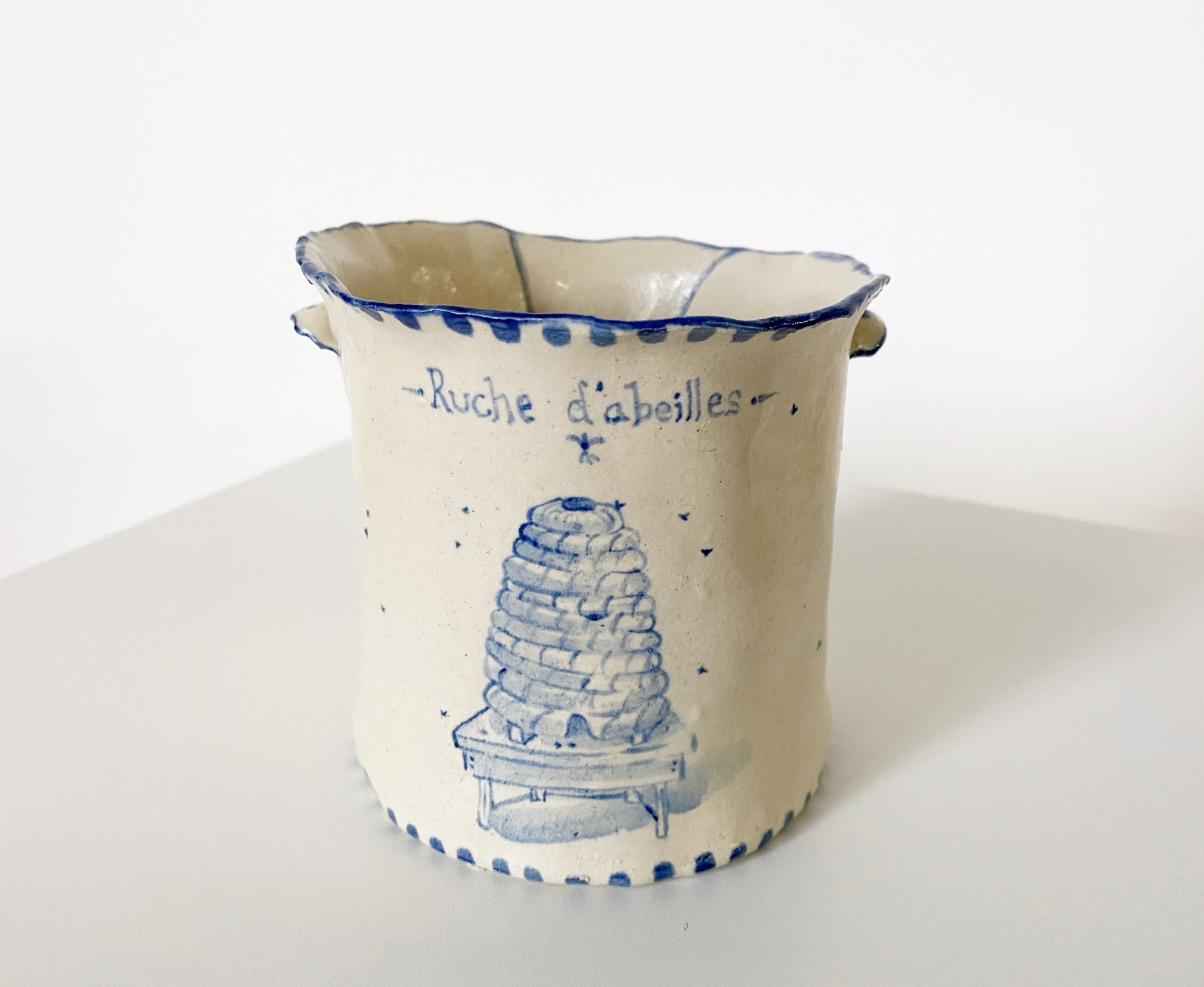 Bee Hive Vase. - FORSYTH