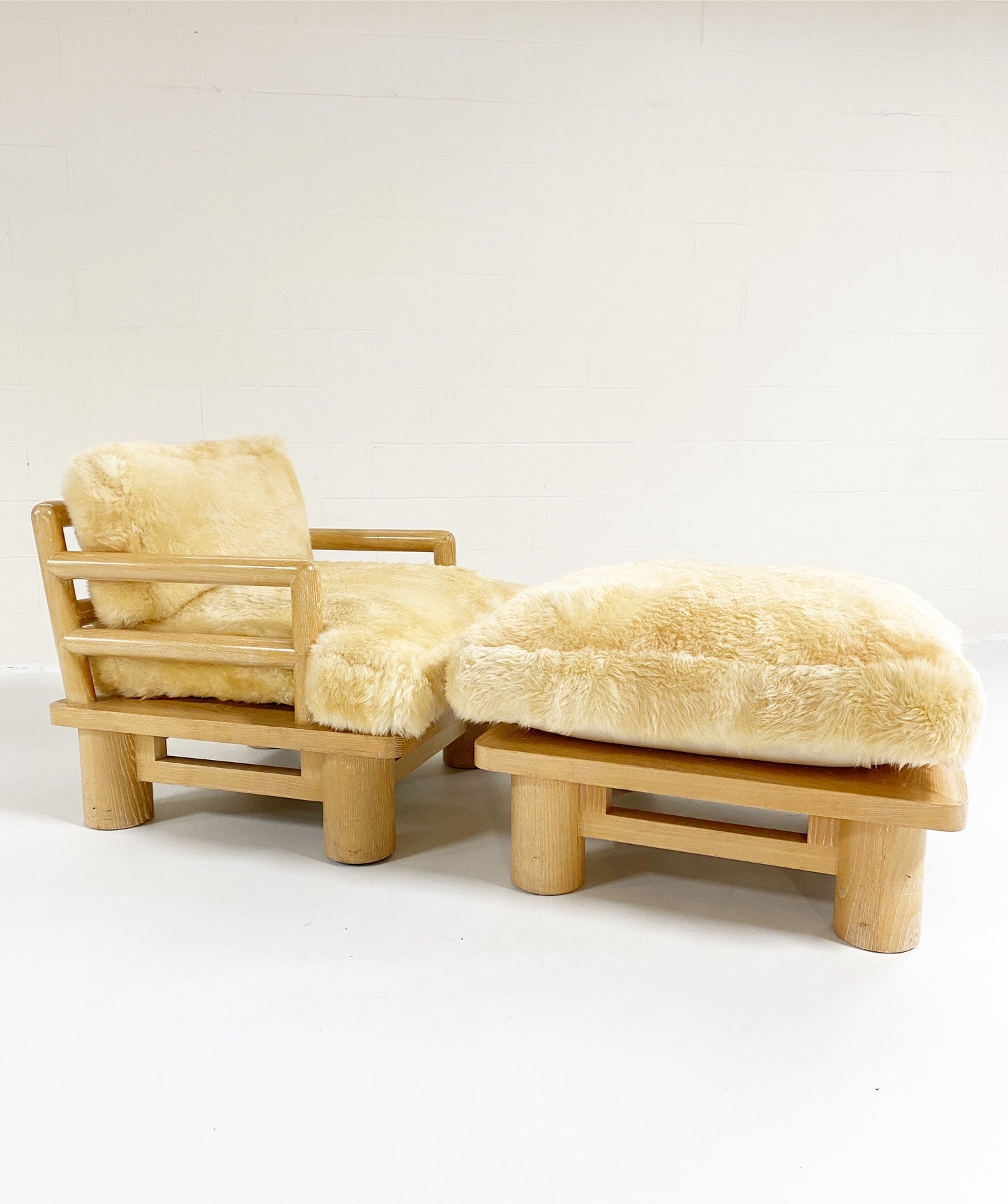 Dowelwood Lounge Chair and Ottoman