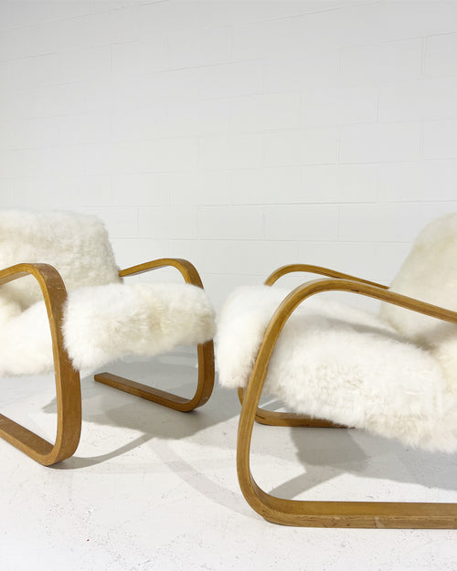 Model 34/402 Chairs in Cashmere Shearling