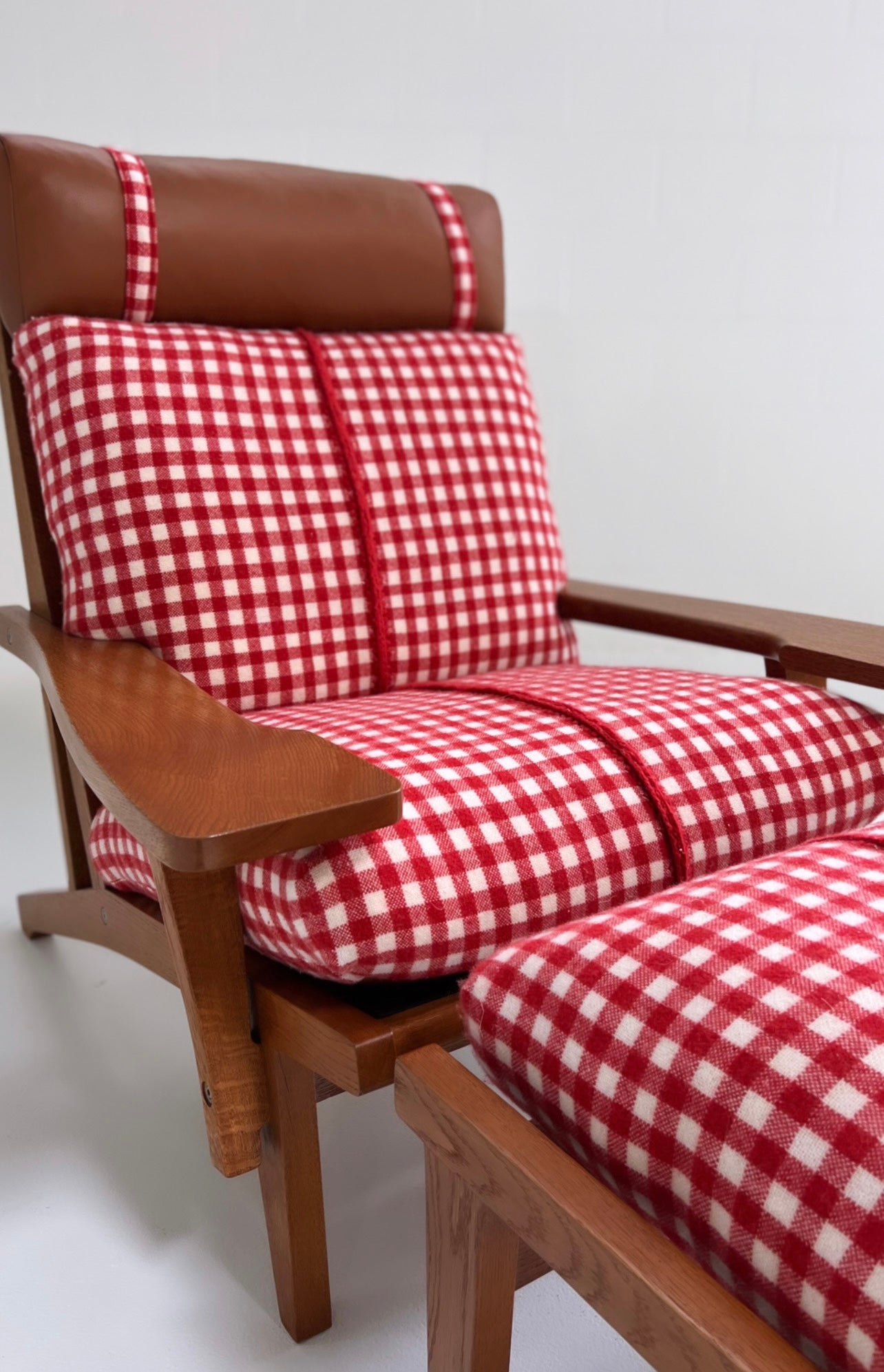 Model GE 375 Paddle Chair and Ottoman in The Elder Statesman Cashmere