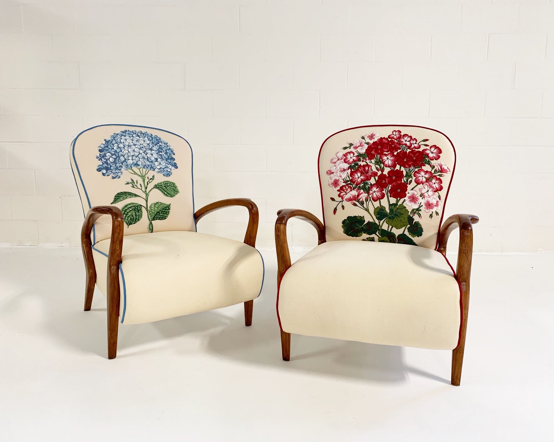Italian Oakwood Chairs, pair - FORSYTH