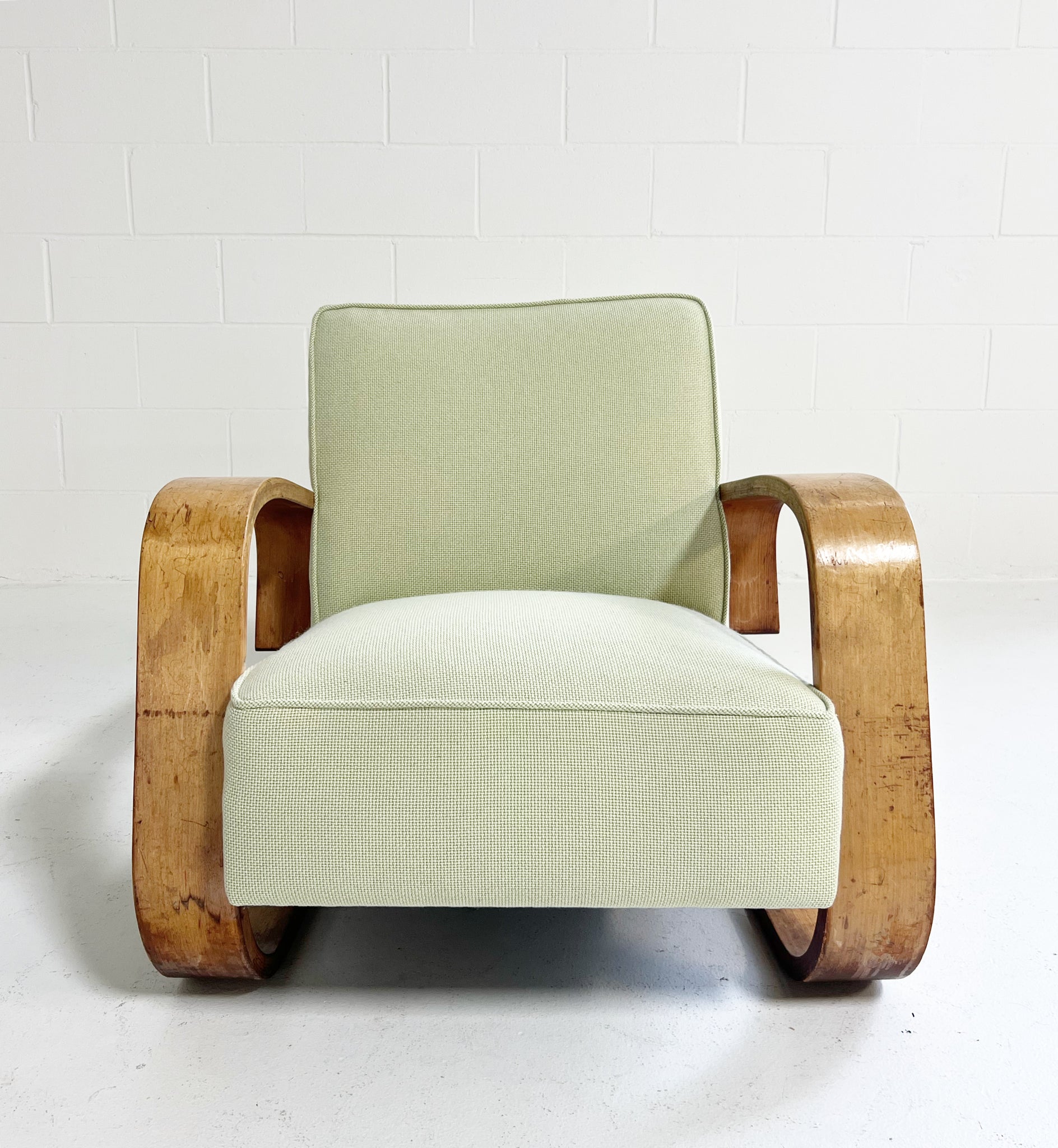 Model 400 "Tank" Lounge Chair in Knoll Textiles