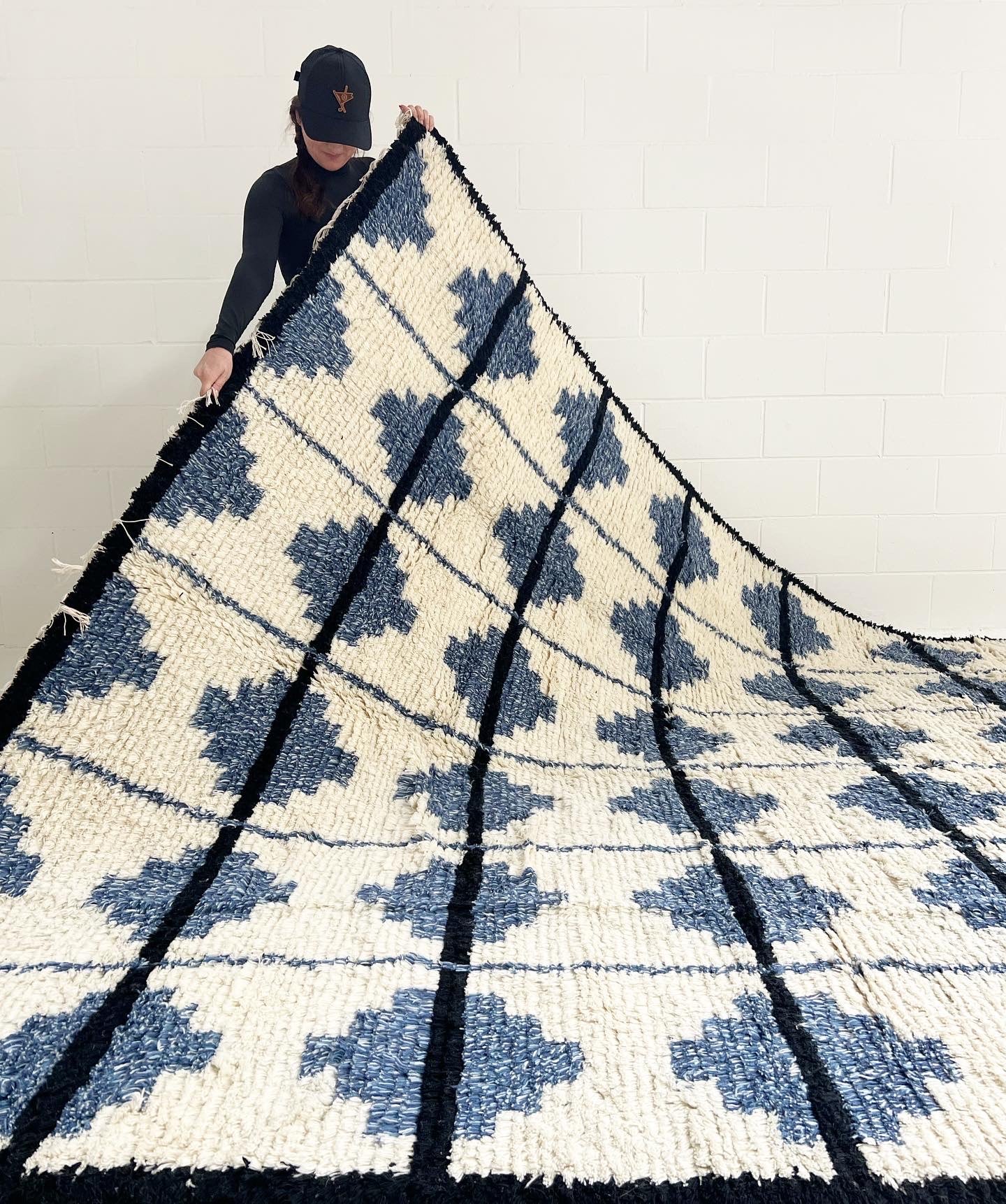 The Shaggy Tile Rug - Blue and Cream