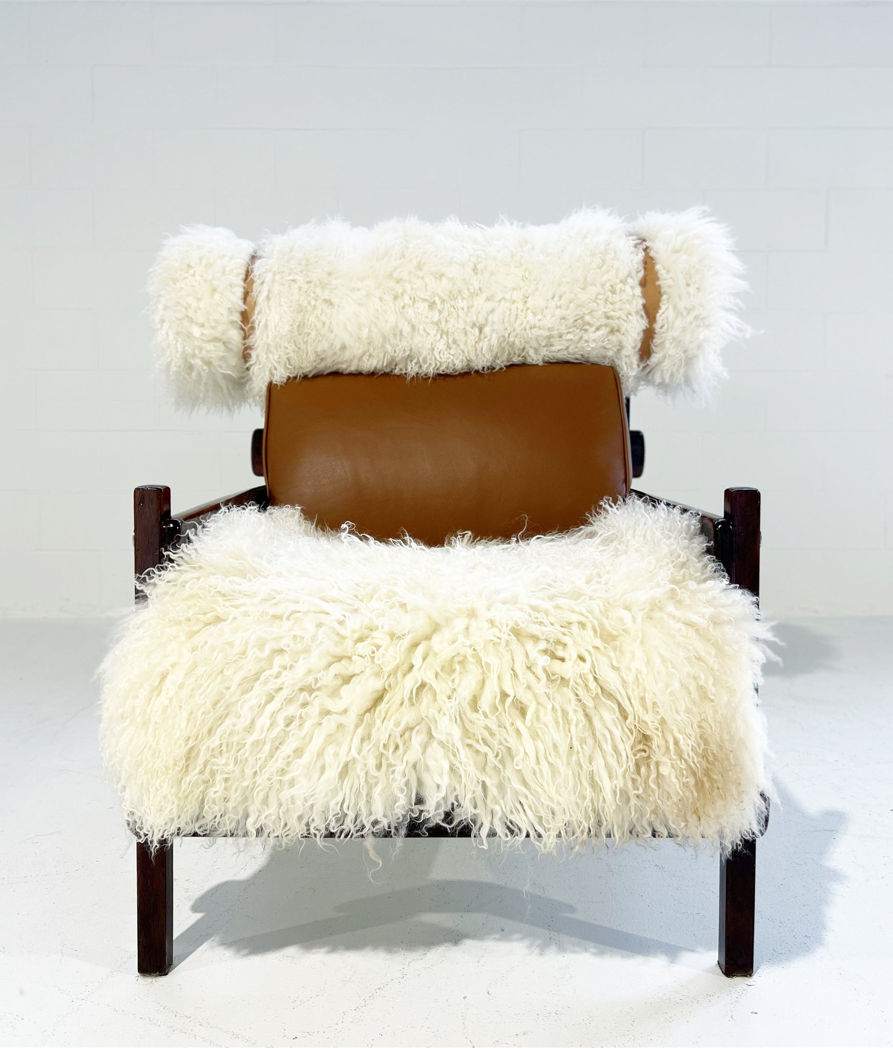 Tonico Chair in Gotland Sheepskin and Loro Piana Leather