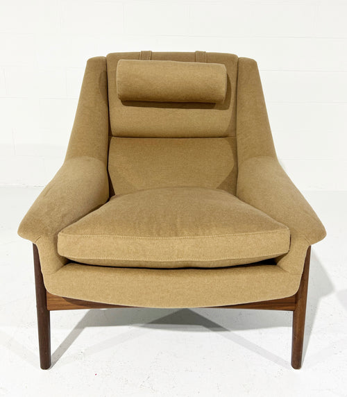 Profil Lounge Chair and Ottoman in Loro Piana Cashmere