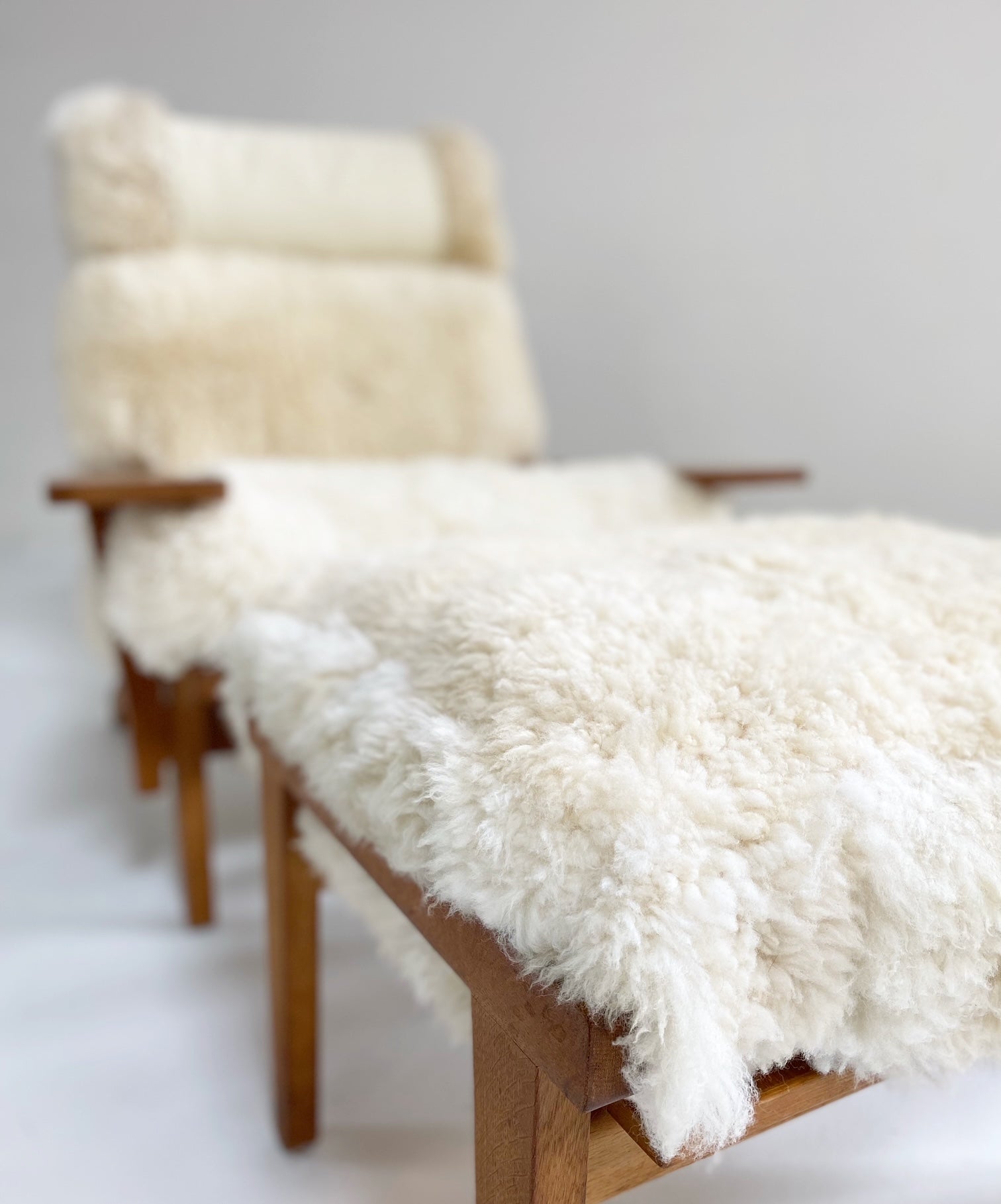 Model GE 375 Paddle Chair and Ottoman in California Sheepskin