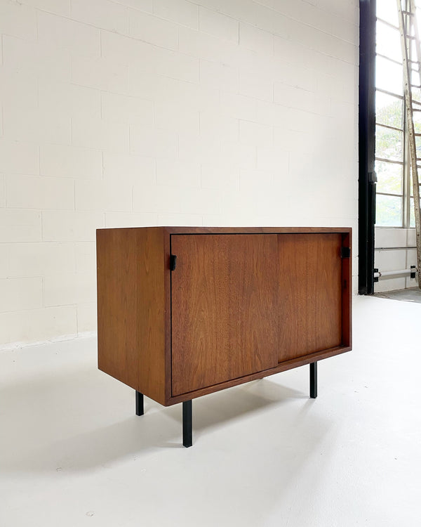 Model 540 Cabinet